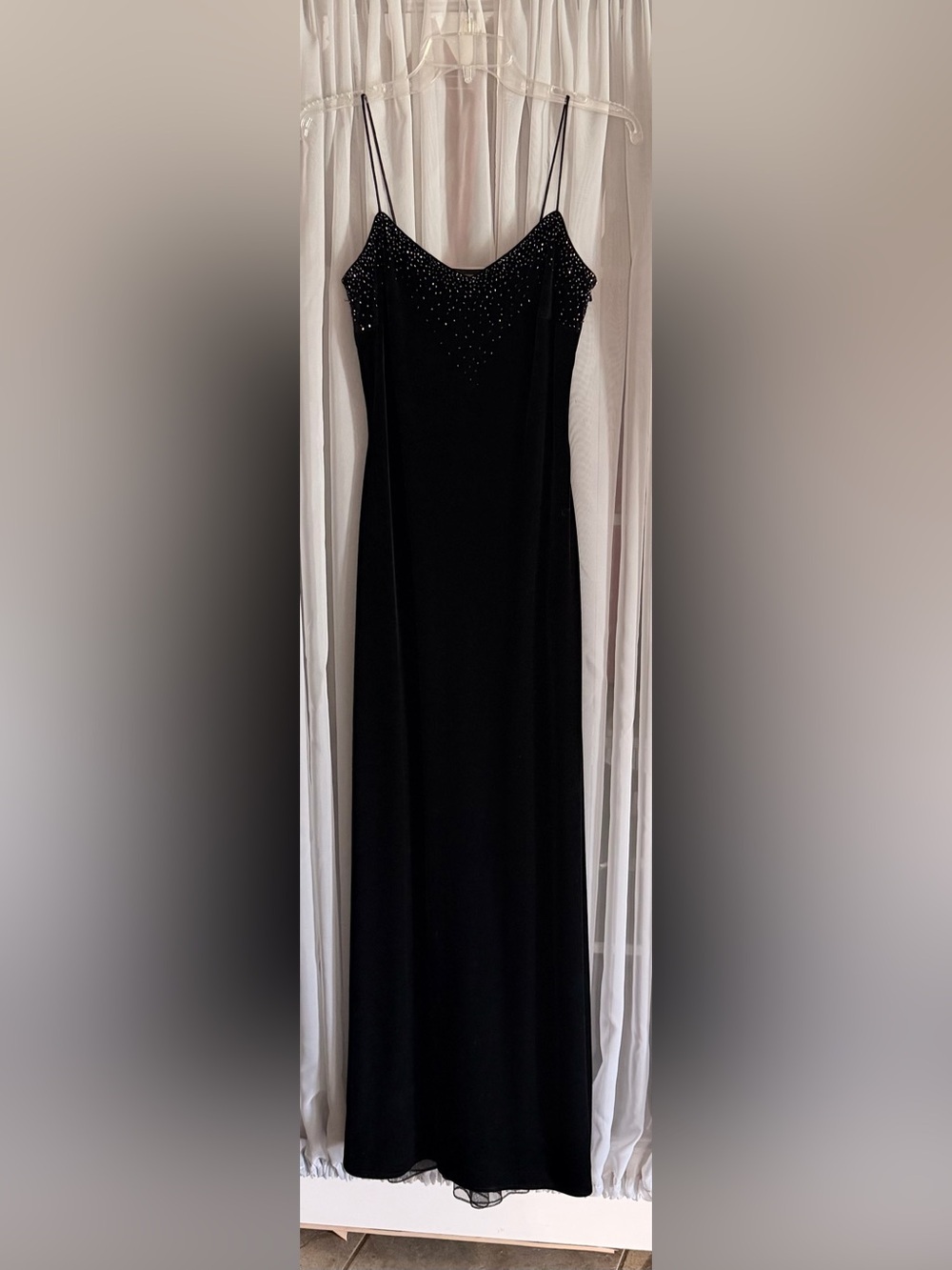 DJ Nights by Laura Ryner Black Beaded Velvet Spaghetti-Strap Maxi Dress 3/4